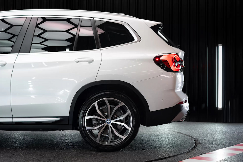 Foto do veículo BMW X3 2.0 16V HÍBRIDO X LINE XDRIVE30E STEPTRONIC 2022 71.000 KM 274.900,00