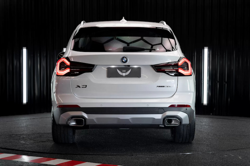 Foto do veículo BMW X3 2.0 16V HÍBRIDO X LINE XDRIVE30E STEPTRONIC 2022 71.000 KM 274.900,00