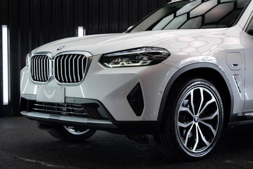 Foto do veículo BMW X3 2.0 16V HÍBRIDO X LINE XDRIVE30E STEPTRONIC 2022 71.000 KM 274.900,00
