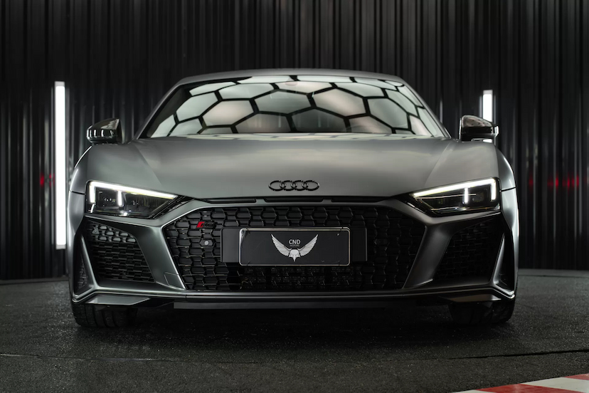 Foto do veículo AUDI R8 5.2 V10 FSI GASOLINA COUPÉ QUATTRO S TRONIC 2021 7.300 KM 1.749.900,00