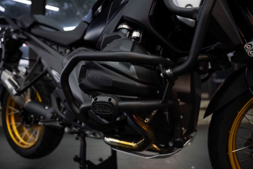 Foto do veículo BMW R 1300 GS TRIPLE BLACK  2024 202 KM 107.900,00