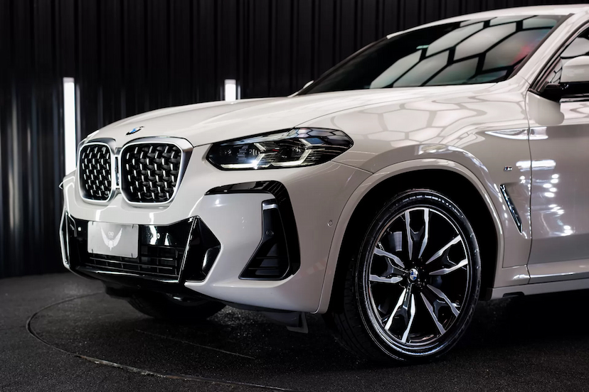 Foto do veículo BMW X4 2.0 16V GASOLINA XDRIVE30I M SPORT STEPTRONIC 2022 48.100 KM 364.900,00