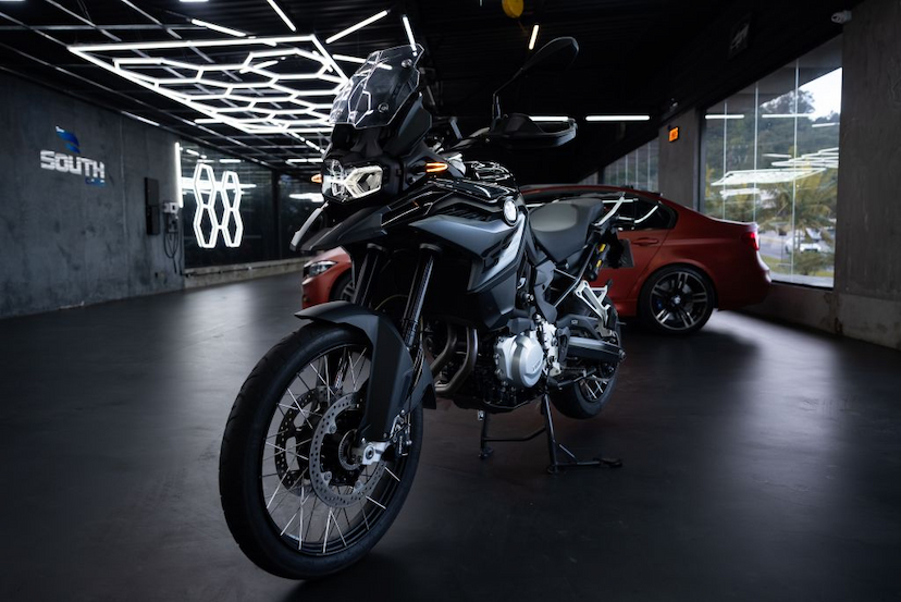 Foto do veículo BMW F 850 GS ADVENTURE PREMIUM  2023 15.305 KM 69.900,00