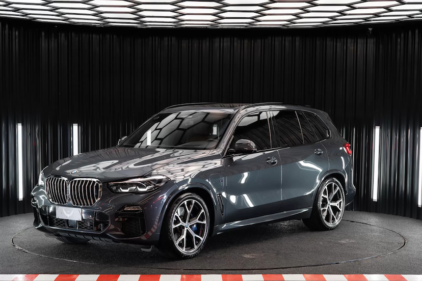 Foto do veículo BMW X5 3.0 I6 TURBO HÍBRIDO XDRIVE45E M SPORT AUTOMÁTICO 2021 72.000 KM 329.900,00