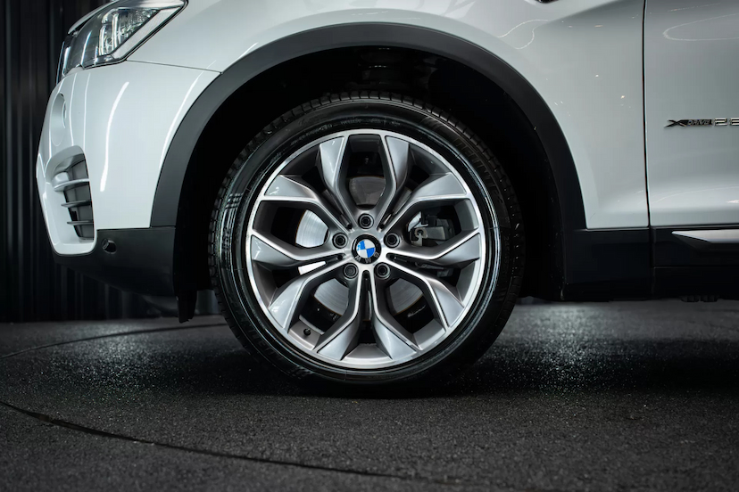 Foto do veículo BMW X4 2.0 28I X LINE 4X4 16V TURBO GASOLINA 4P AUTOMÁTICO 2018 80.906 KM 159.900,00