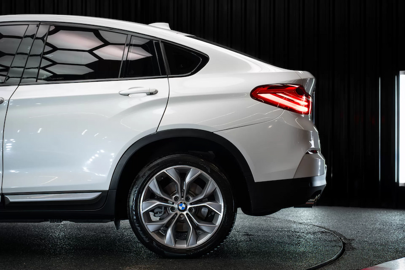 Foto do veículo BMW X4 2.0 28I X LINE 4X4 16V TURBO GASOLINA 4P AUTOMÁTICO 2018 80.906 KM 159.900,00