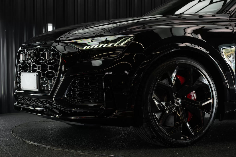 Foto do veículo AUDI RS Q8 4.0 V8 TWINTURBO MHEV TIPTRONIC 2021 46.347 KM 664.900,00