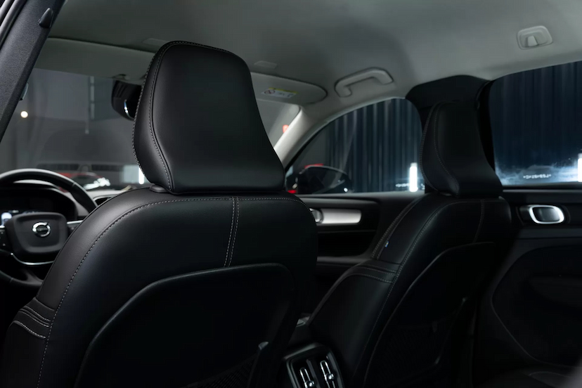 Foto do veículo VOLVO XC40 2.0 T4 GASOLINA MOMENTUM GEARTRONIC 2020 81.450 KM 139.900,00