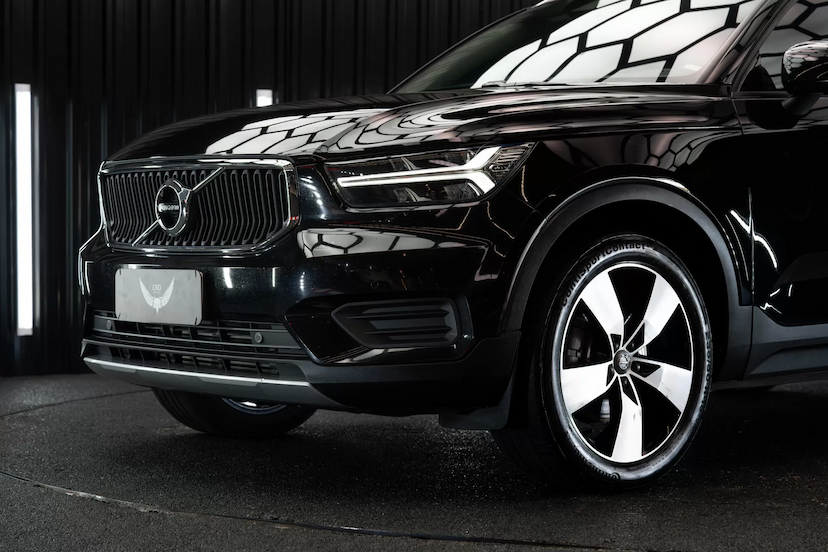 Foto do veículo VOLVO XC40 2.0 T4 GASOLINA MOMENTUM GEARTRONIC 2020 81.450 KM 139.900,00