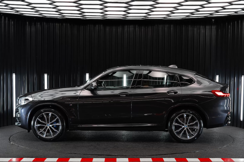 Foto do veículo BMW X4 2.0 16V GASOLINA XDRIVE30I M SPORT STEPTRONIC 2021 50.400 KM 279.900,00