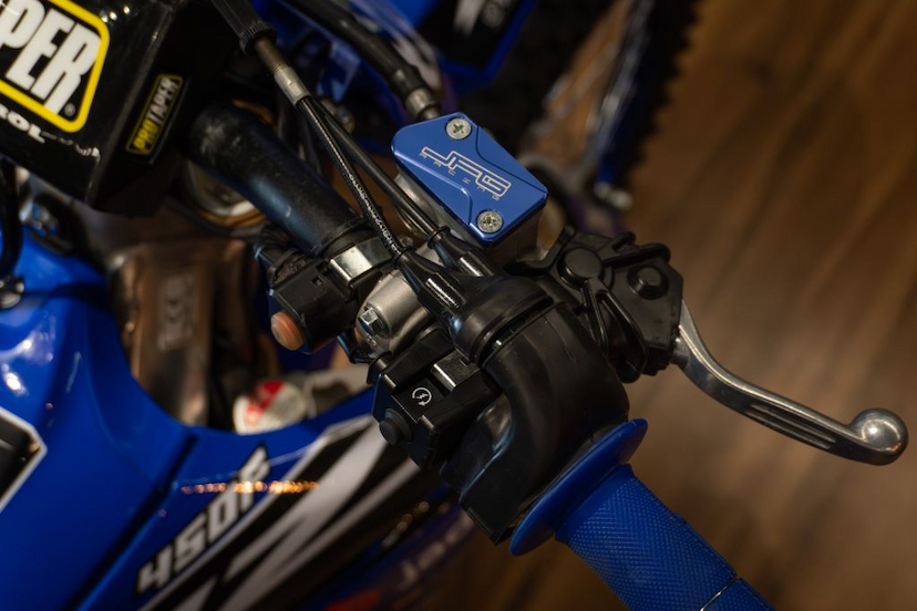 Foto do veículo YAMAHA YZ 450F  2020 75 KM 49.900,00
