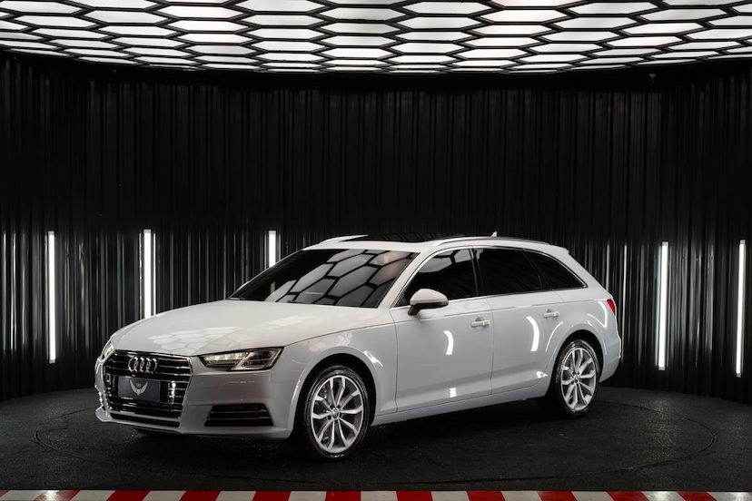 Foto do veículo AUDI A4 2.0 TFSI AMBIENTE AVANT GASOLINA 4P S TRONIC 2017 121.189 KM 119.900,00