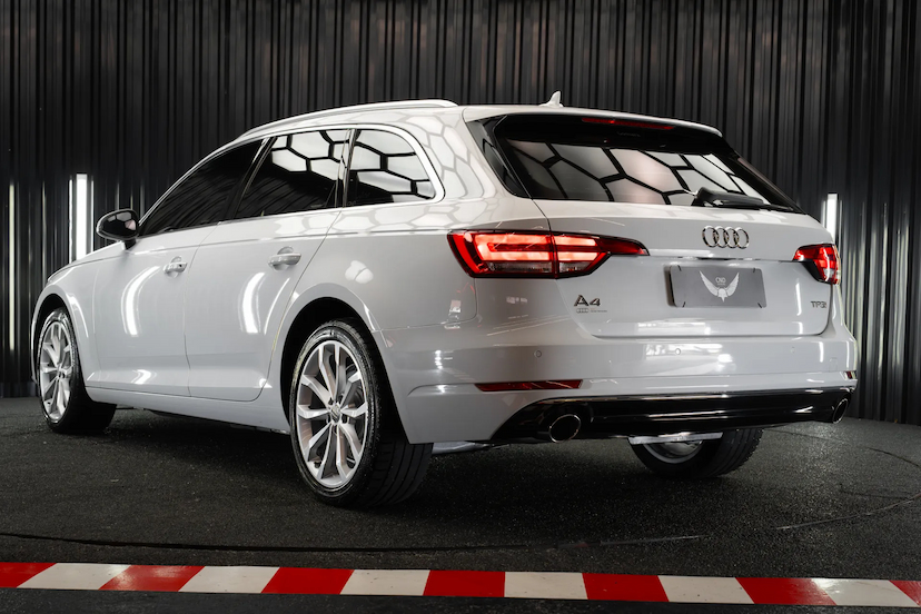 Foto do veículo AUDI A4 2.0 TFSI AMBIENTE AVANT GASOLINA 4P S TRONIC 2017 121.189 KM 119.900,00