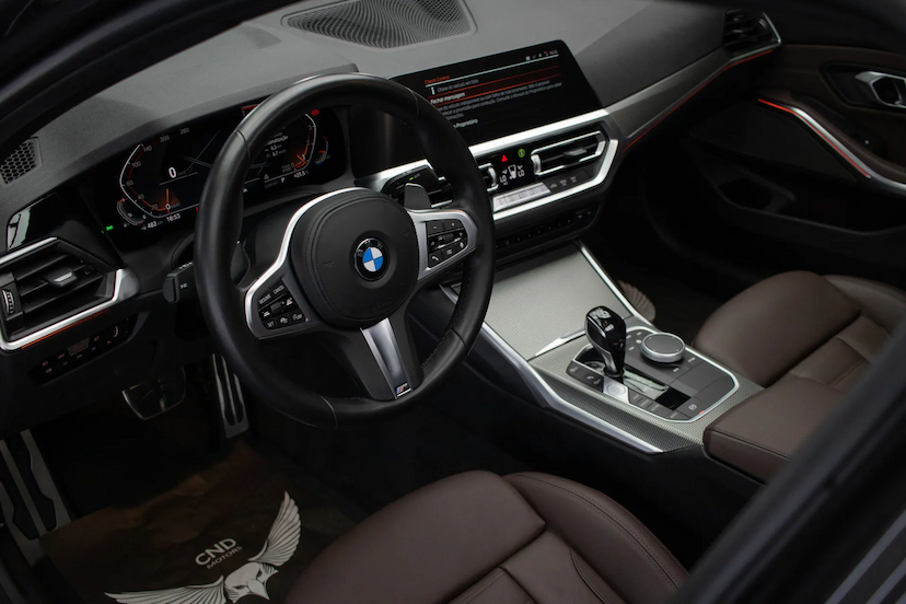Foto do veículo BMW 320I 2.0 16V TURBO FLEX M SPORT AUTOMÁTICO 2021 67.000 KM 205.900,00