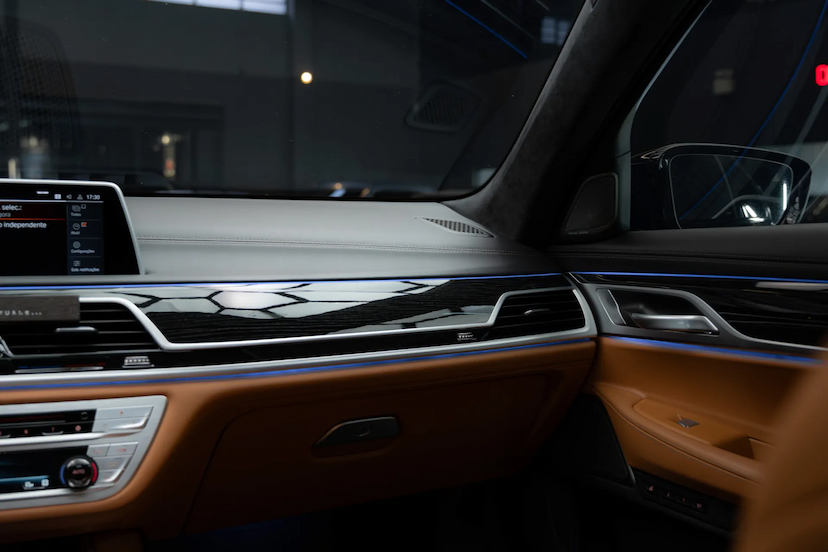 Foto do veículo BMW 745LE 3.0 TWINPOWER HÍBRIDO M SPORT DARK EDITION AUTOMÁTICO 2022 45.000 KM 439.900,00