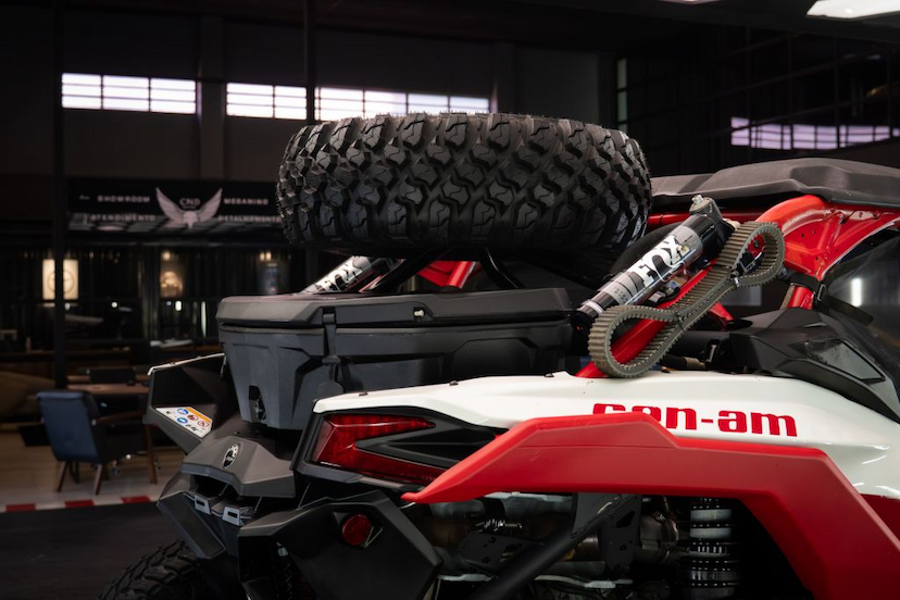 Foto do veículo CAN-AM MAVERICK X3 XRC TURBO RR  2024 1.200 KM 239.900,00