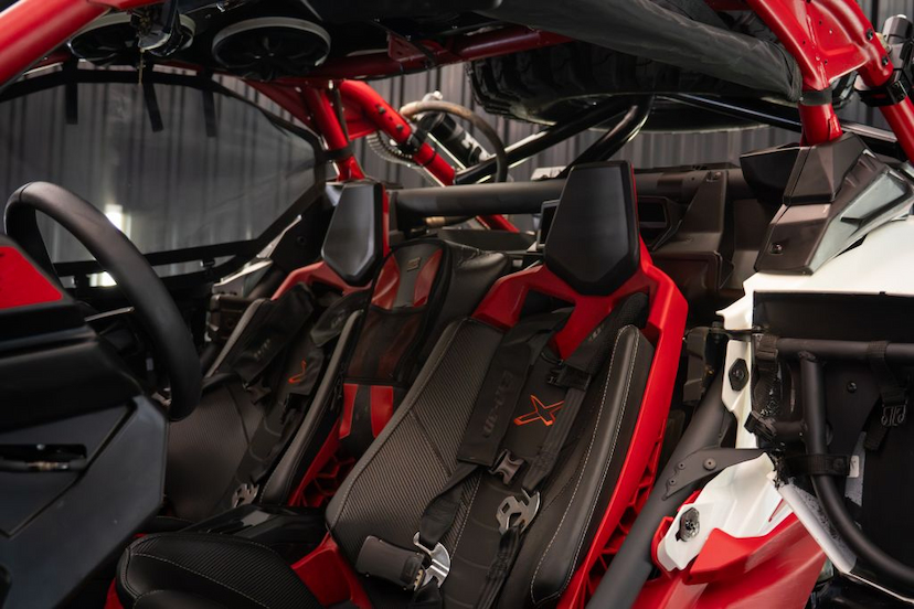 Foto do veículo CAN-AM MAVERICK X3 XRC TURBO RR  2024 1.200 KM 239.900,00