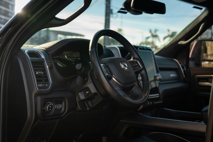 Foto do veículo RAM 2500 6.7 I6 TURBO DIESEL LARAMIE NIGHT EDITION CD 4X4 AUTOMÁTICO 2024 60.488 KM 409.900,00