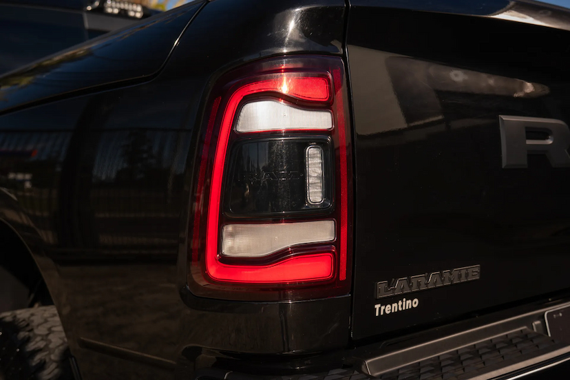 Foto do veículo RAM 2500 6.7 I6 TURBO DIESEL LARAMIE NIGHT EDITION CD 4X4 AUTOMÁTICO 2024 60.488 KM 409.900,00