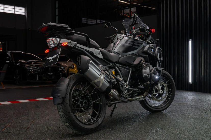 Foto do veículo BMW R 1250 GS TRIPLE BLACK  2022 15.464 KM 79.900,00