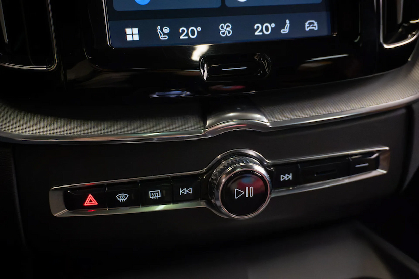 Foto do veículo VOLVO XC60 2.0 T8 RECHARGE POLESTAR ENGINEERED AWD GEARTRONIC 2023 64.553 KM 269.900,00