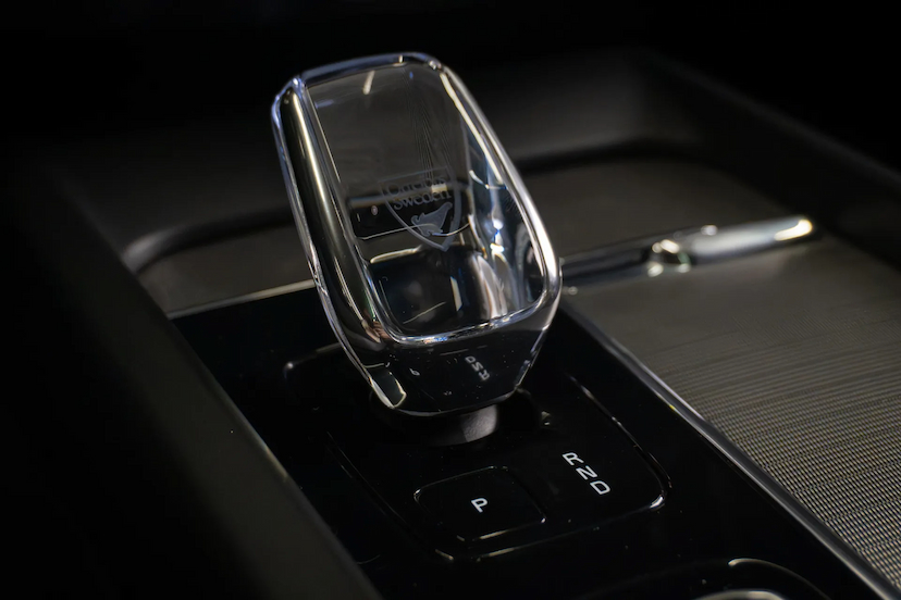 Foto do veículo VOLVO XC60 2.0 T8 RECHARGE POLESTAR ENGINEERED AWD GEARTRONIC 2023 64.553 KM 269.900,00