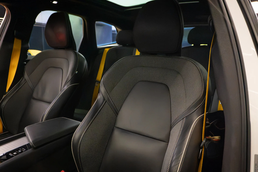 Foto do veículo VOLVO XC60 2.0 T8 RECHARGE POLESTAR ENGINEERED AWD GEARTRONIC 2023 64.553 KM 269.900,00
