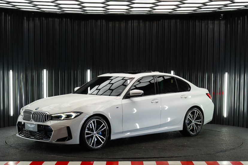 Foto do veículo BMW 320I 2.0 16V TURBO FLEX M SPORT AUTOMÁTICO 2023 62.712 KM 259.900,00