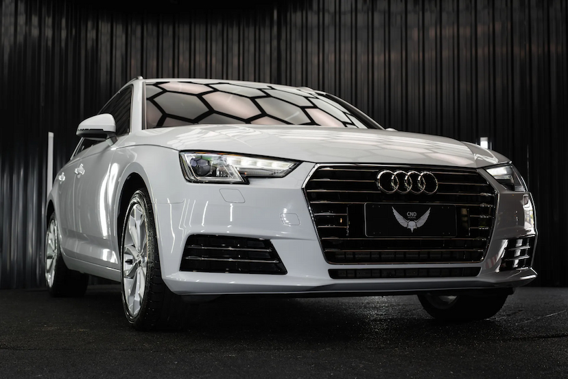 Foto do veículo AUDI A4 2.0 TFSI AMBIENTE AVANT GASOLINA 4P S TRONIC 2017 121.189 KM R$ 119.900,00