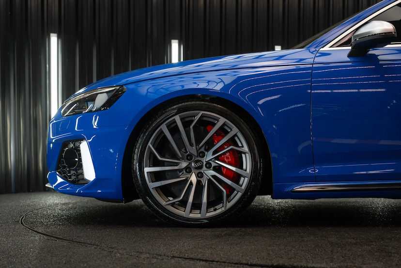 Foto do veículo AUDI RS4 2.9 V6 TFSI GASOLINA AVANT QUATTRO S-TRONIC 2021 15.394 KM 548.900,00
