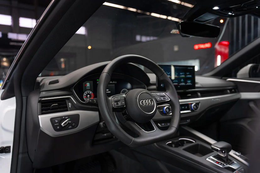 Foto do veículo AUDI A5 2.0 TFSI MHEV SPORTBACK ADVANCED QUATTRO S TRONIC 2024 37.193 KM R$ 254.900,00