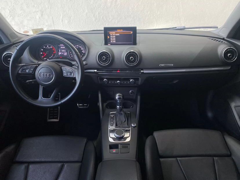 Foto do veículo AUDI A3 1.4 SEDAN PRESTIGE PLUS 2019 68.000 KM 115.900,00