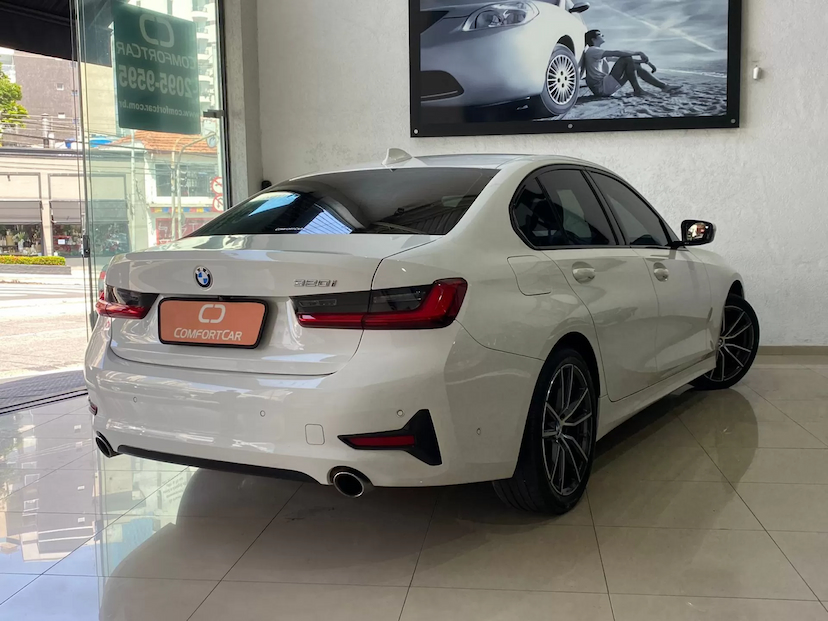 Foto do veículo BMW 320I 2.0 SPORT 2020 57.000 KM 185.900,00