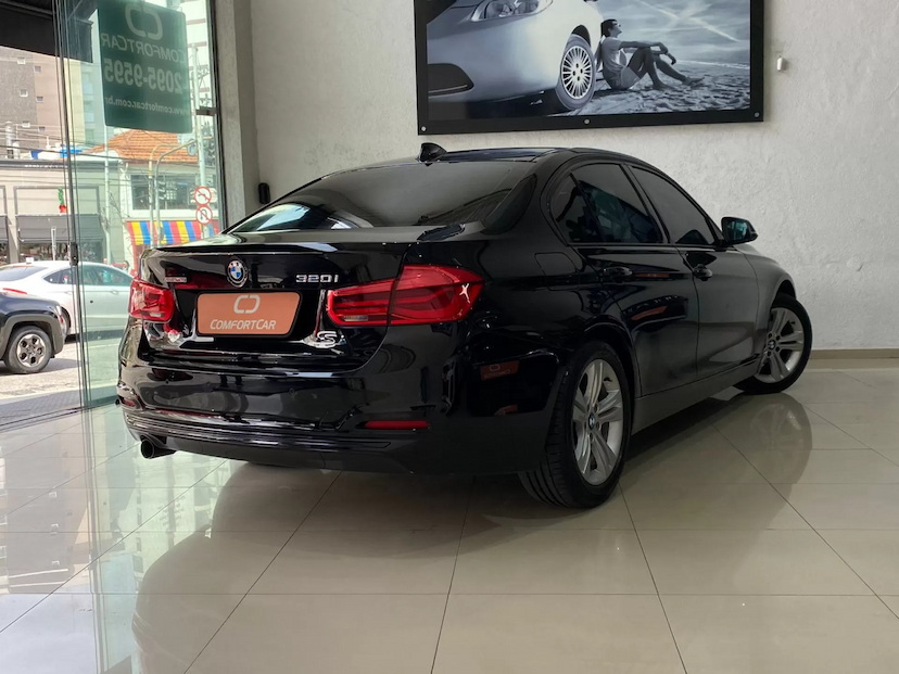 Foto do veículo BMW 320I 2.0 TURBO SPORT 2017 70.000 KM 123.900,00