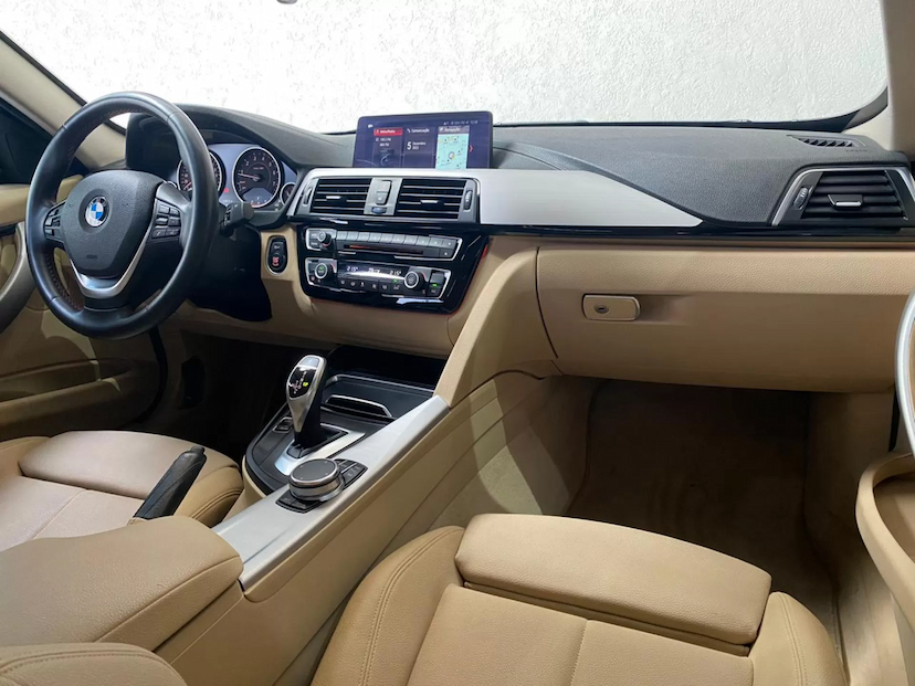 Foto do veículo BMW 320I SPORT GP 2018 65.000 KM 149.900,00