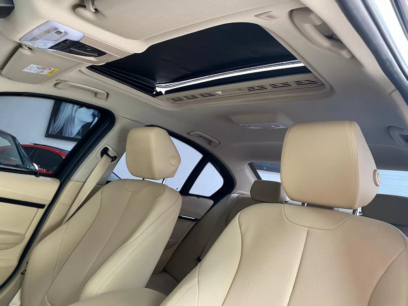 Foto do veículo BMW 320I SPORT GP 2018 65.000 KM 149.900,00