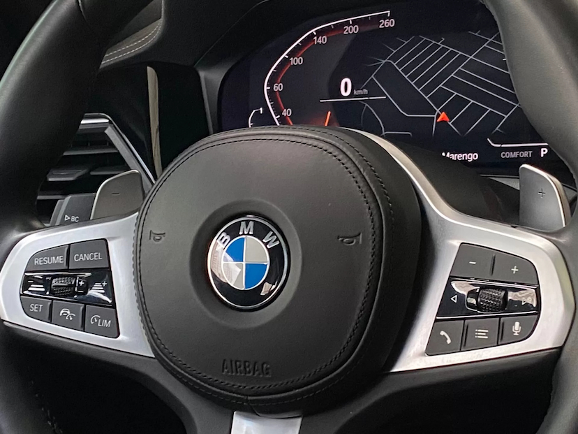 Foto do veículo BMW 320 MSPORT 2022 19.000 KM 254.900,00