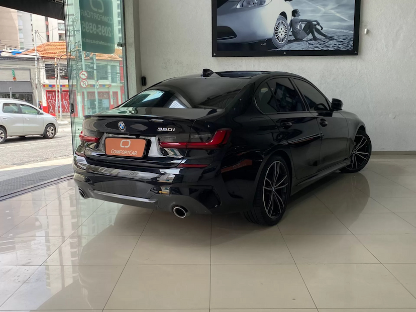 Foto do veículo BMW 320 MSPORT 2022 19.000 KM 254.900,00