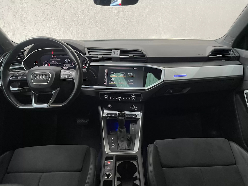 Foto do veículo AUDI Q3 1.4 TFSI  BLACK S 2020 59.000 KM 189.900,00