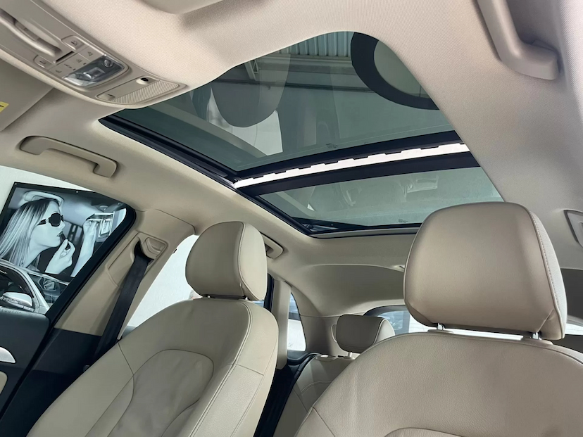 Foto do veículo AUDI Q3 1.4 TFSI  AMBIENTE PLUS 2017 80.000 KM 105.900,00