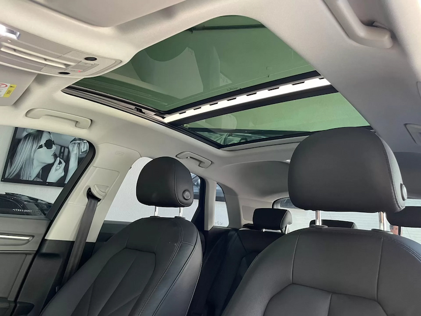 Foto do veículo AUDI Q3 1.4 TFSI PRESTIGE PLUS 2021 50.000 KM 185.900,00