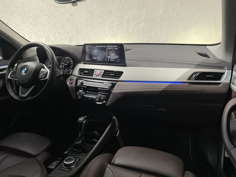 Foto do veículo BMW X1 2.0 XDRIVE 25I 2020 60.000 KM 179.900,00