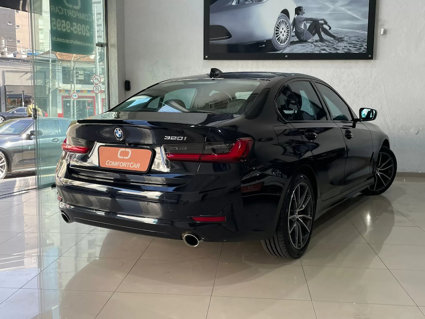 Foto do veículo BMW 320I 2.0 SPORT 2020 50.000 KM 189.900,00