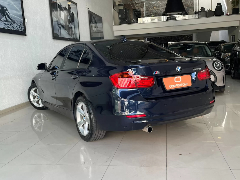 Foto do veículo BMW 320I 2.0 SPORT 2014 73.000 KM 89.900,00