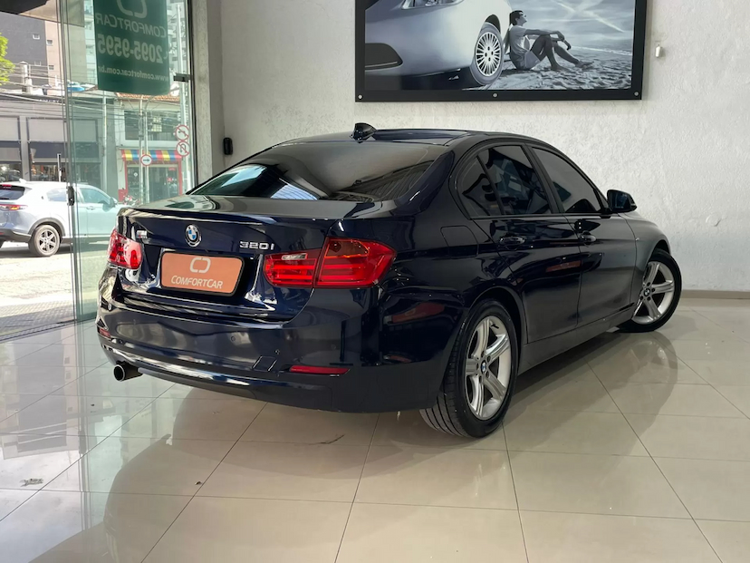 Foto do veículo BMW 320I 2.0 SPORT 2014 73.000 KM 89.900,00