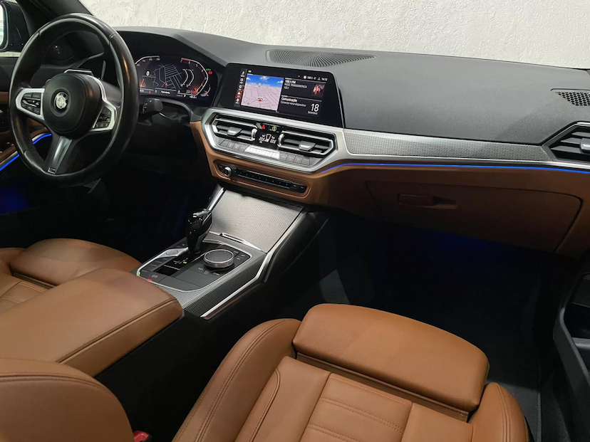 Foto do veículo BMW 320I 2.0 M SPORT 2022 65.000 KM 229.900,00