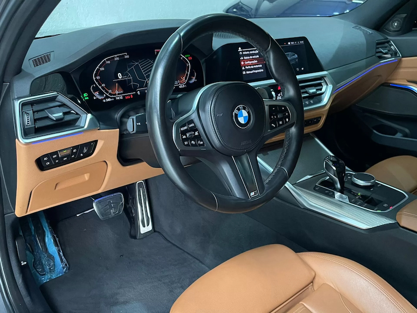 Foto do veículo BMW 320I 2.0 M SPORT 2022 65.000 KM 229.900,00