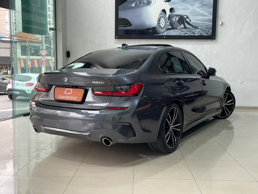 Foto do veículo BMW 320I 2.0 M SPORT 2022 65.000 KM 229.900,00