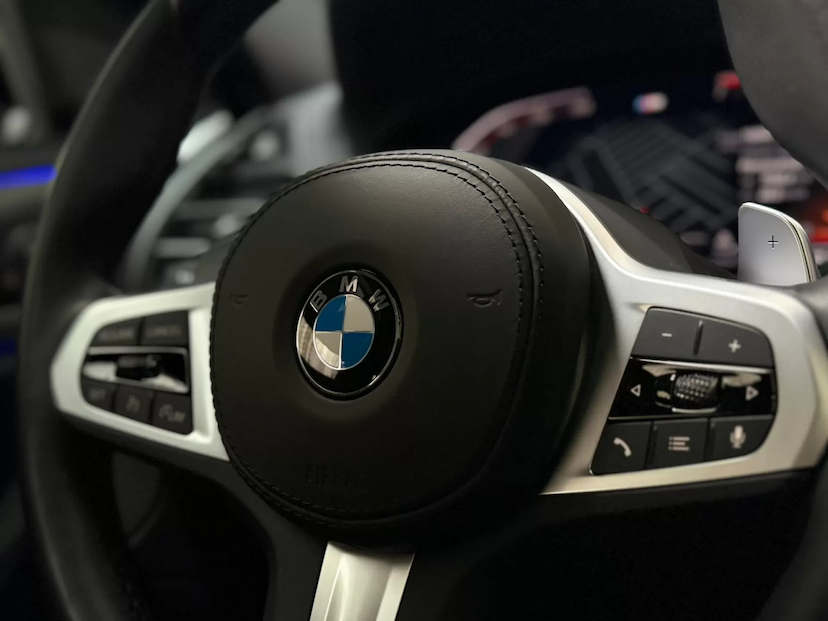 Foto do veículo BMW X4 2.0 16V GASOLINA XDRIVE30I M SPORT STEPTRONIC 2023 20.000 KM 394.900,00