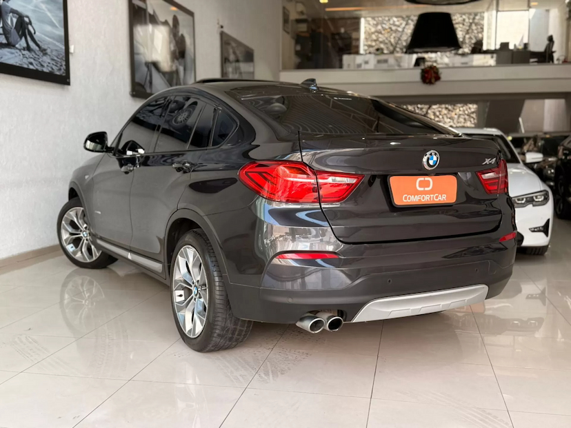 Foto do veículo BMW X4 2.0 28I X LINE 4X4 16V TURBO GASOLINA 4P AUTOMÁTICO 2017 68.000 KM 169.900,00